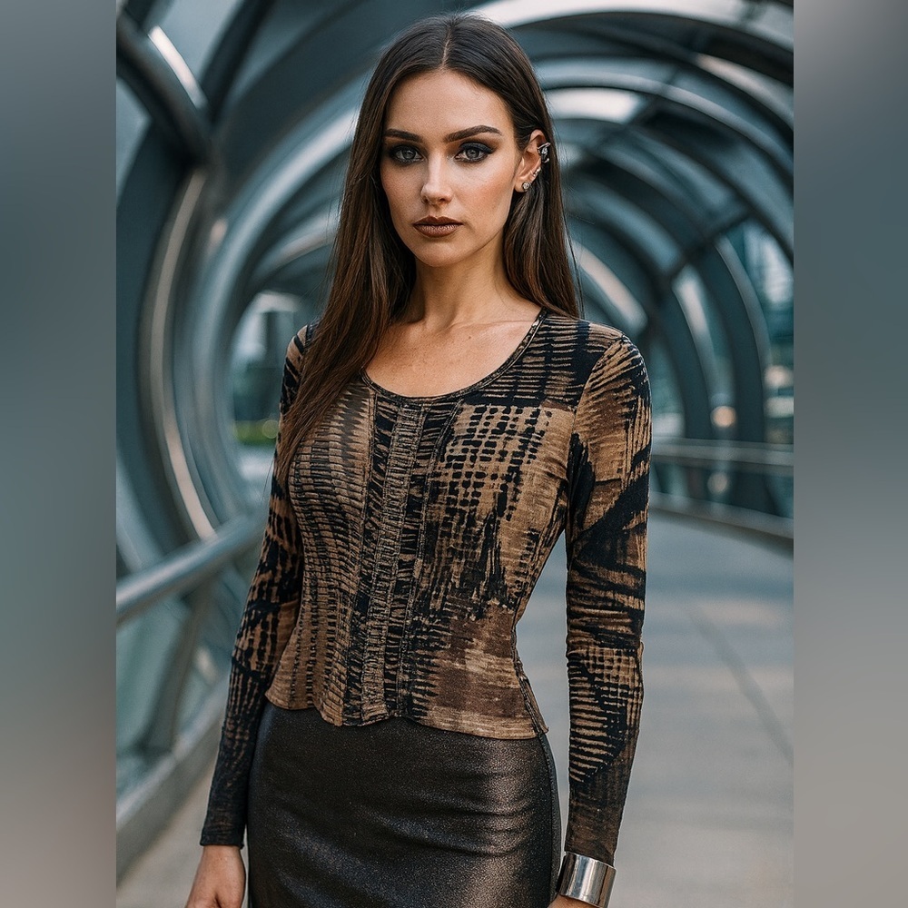 Abstract Patterned Long Sleeve tight Women's Top
